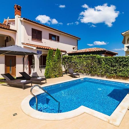 Apartmani Kazun - App1 Фажана Экстерьер фото