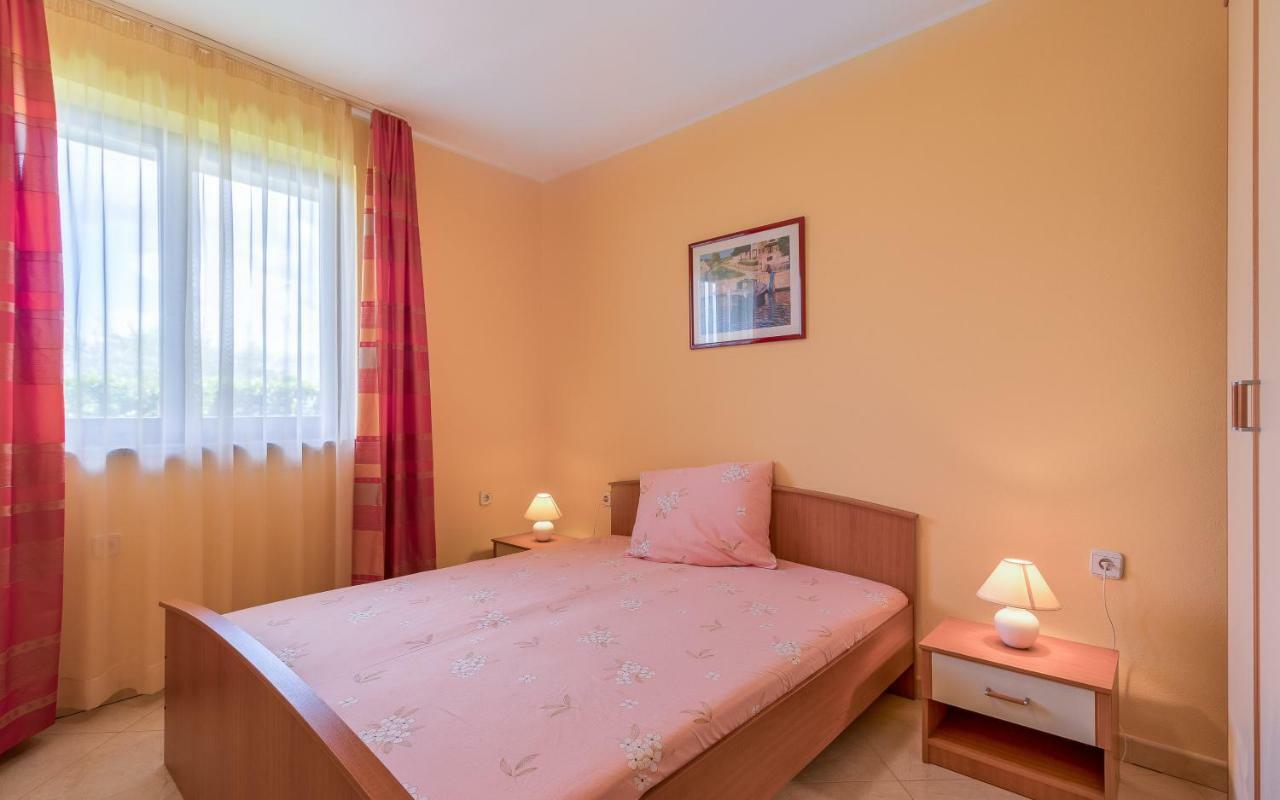 Apartmani Kazun - App1 Фажана Экстерьер фото